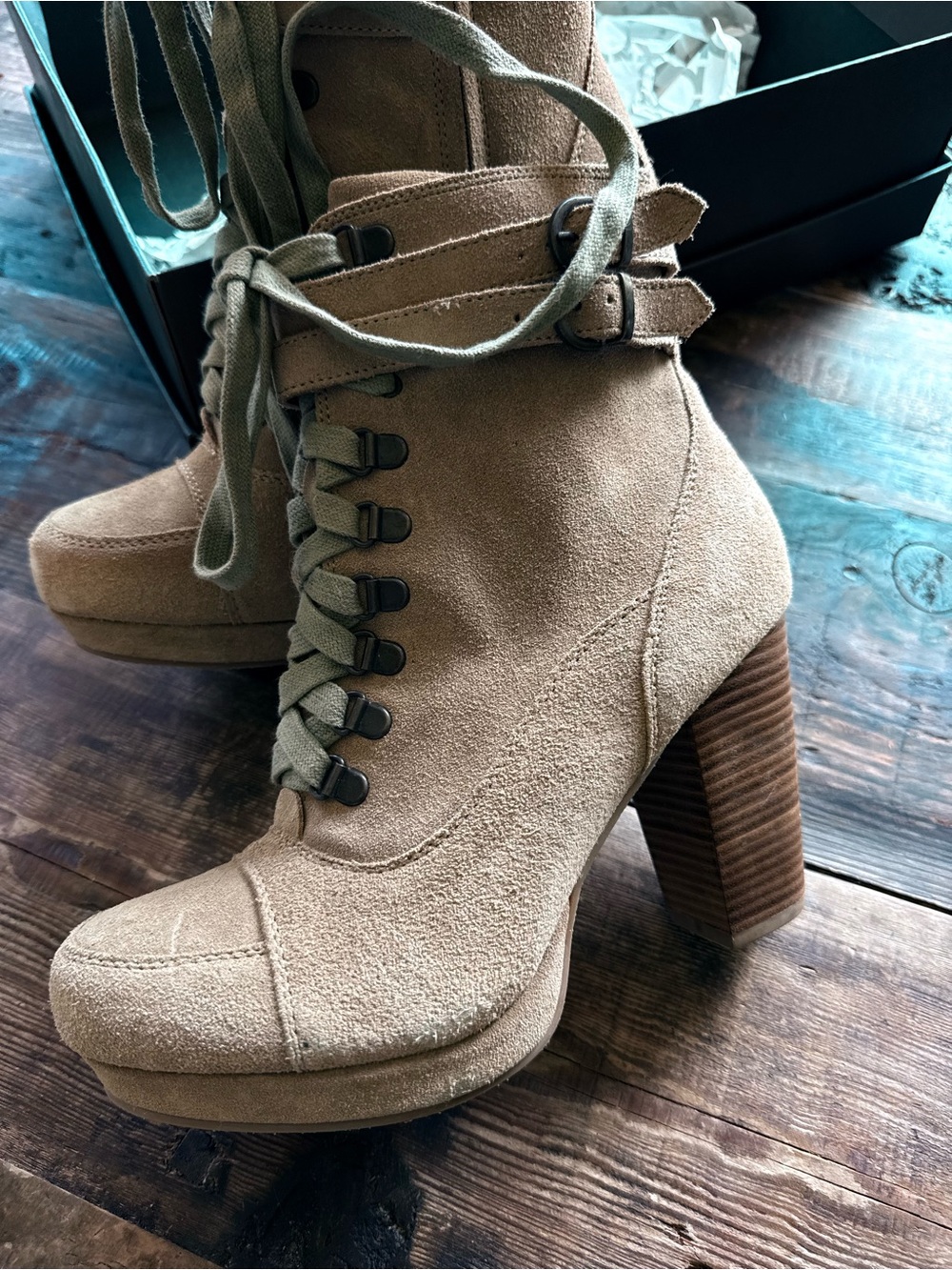 Kenneth Cole Reaction tan suede platform heeled boots, size 9